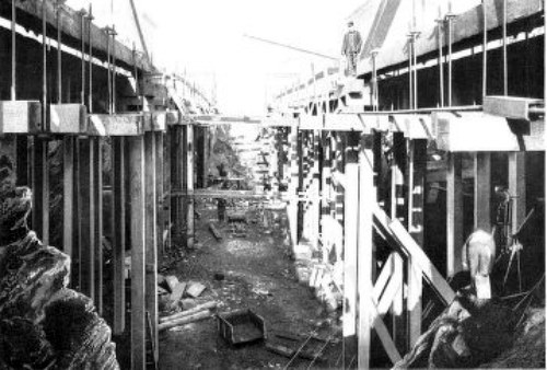 SURFACE RAILWAY TRACKS SUPPORTED OVER EXCAVATION ON
UPPER BROADWAY